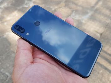 Asus ZenFone 5 Asus ZenFone 5