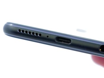 Dolny głośnik i słuchawki Dolny głośnik i słuchawki