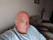 Selfie z przedniego aparatu - z rozmyciem tła, upiększeniem i 