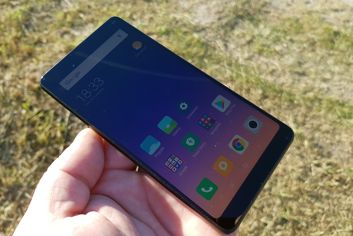 Xiaomi Mi MIX 2S