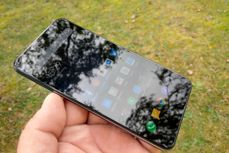 Pocophone F1