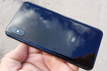 Xiaomi Mi 8