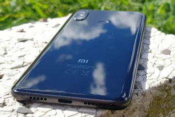 Xiaomi Mi 8