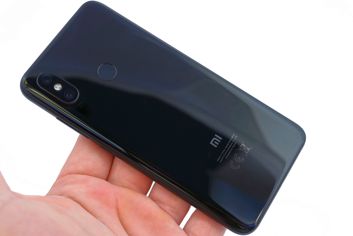 Xiaomi Mi 8