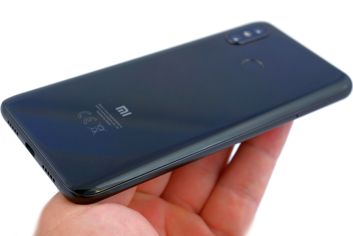 Xiaomi Mi 8