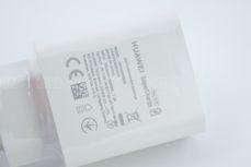 Huawei Mate 20 Pro - zawartość pudełka Huawei Mate 20 Pro - zawartość pudełka