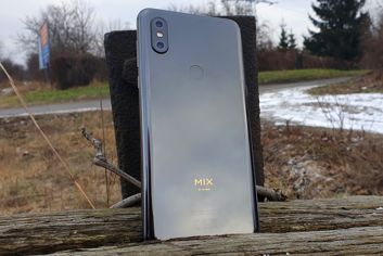 Xiaomi Mi Mix 3