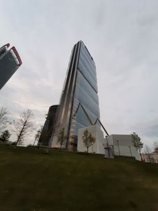 A może by tak w pionie? A może by tak w pionie?