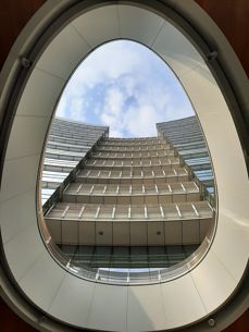 A może by tak w pionie? A może by tak w pionie?