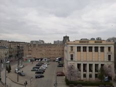 Od szerokiego kąta po cyfrowy zoom Od szerokiego kąta po cyfrowy zoom