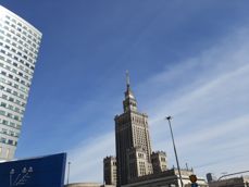 Od szerokiego kąta po cyfrowy zoom Od szerokiego kąta po cyfrowy zoom