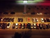 Porównanie zdjęć w nocy w trybie automatycznym i nocnym