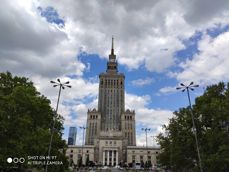 Szeroki kąt, obiektyw główny i zoom bezstratny