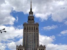 Szeroki kąt, obiektyw główny i zoom bezstratny