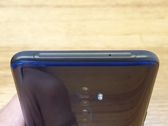 Elementy na poszczególnych krawędziach telefonu
