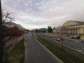 Porównanie jakości zdjęć przy standardowym i szerokim kącie
