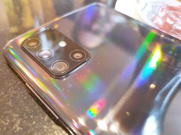 Samsung Galaxy A71