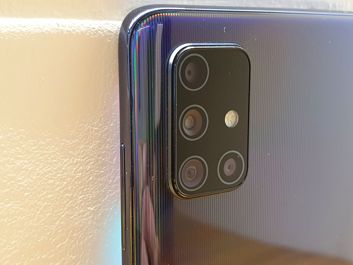 Samsung Galaxy A71