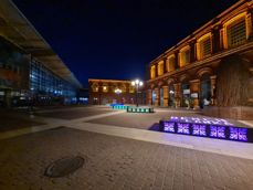 Zdjęcia z poszczególnych aparatów: teleobiektyw, główny i szeroki kąt
