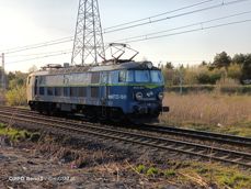 Szeroki kąt, standard i zoom w słabszym świetle