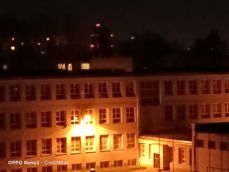 Szeroki kąt, standard i zoom w słabszym świetle