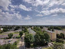Szeroki kąt, obiektyw podstawowy, cyfrowy zoom