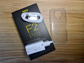 Zestaw i opakowanie POCO F2 Pro