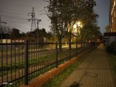 Tryb nocny vs. automat