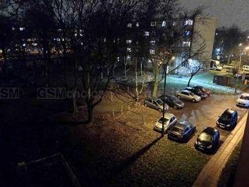 Porównanie zdjęć w trybie automatycznymi nocnym