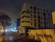 Tryb nocny kontra automat (u dołu)