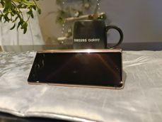 Samsung Galaxy Z Fold 2