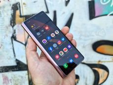 Samsung Galaxy Z Fold 2