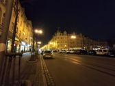 Porównanie zdjęć w trybie automatycznym i trybie nocnym