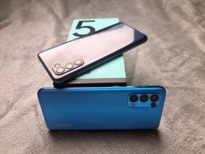 Oppo Reno 5 5G