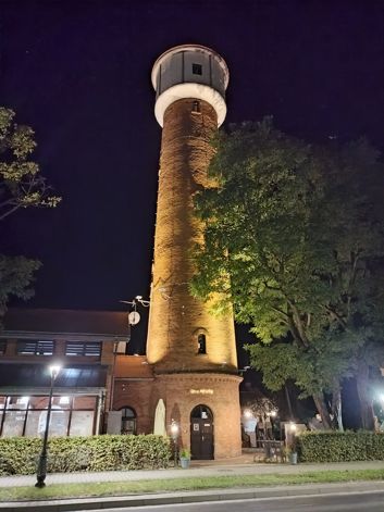 Porównanie trybu auto i trybu nocnego