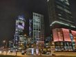 Zdjęcia nocne: automat u góry, tryb nocny na dole