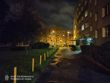 Zdjęcia nocne: automat u góry, tryb nocny na dole