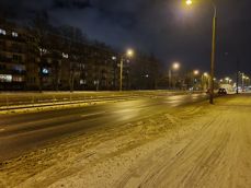 Ujęcia z trzech obiektywów (szerokokątny, główny i tele)