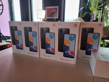 Opakowanie i ładowarka Opakowanie i ładowarka