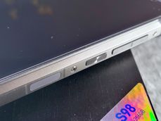 Rozmieszczenie przycisków i włącznika wymaga przyzwyczajenia... Rozmieszczenie przycisków i włącznika wymaga przyzwyczajenia...