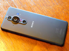 Sony Xperia Pro-I - przód, tył, górna i dolna krawędź