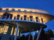 Od szerokiego kąta, przez aparat główny, po teleobiektyw 3x