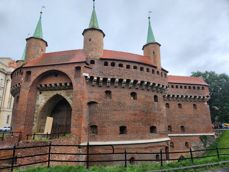 Od szerokiego kąta, przez aparat główny, po teleobiektyw 3x