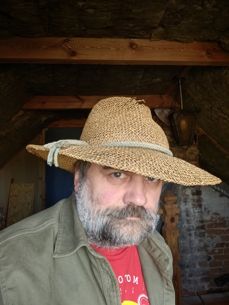 Autoportrety robione przednimi aparatami Autoportrety robione przednimi aparatami