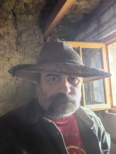 Autoportrety robione przednimi aparatami Autoportrety robione przednimi aparatami