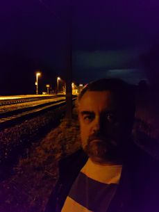 Kilka autoportretów w różnych warunkach