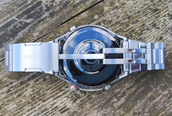 Huawei Watch Ultimate - przód, tył, przyciski