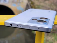 Zestaw, pokrowiec, czytnik papilarny i inne detale Zestaw, pokrowiec, czytnik papilarny i inne detale