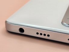 Zestaw, pokrowiec, czytnik papilarny i inne detale Zestaw, pokrowiec, czytnik papilarny i inne detale