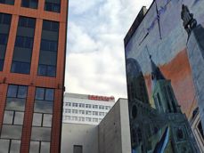 Różne krotności przybliżenia - od 0,6x po 120x